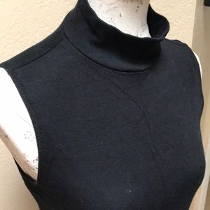 Croft & Barrow Black Sleeveless Knit Top